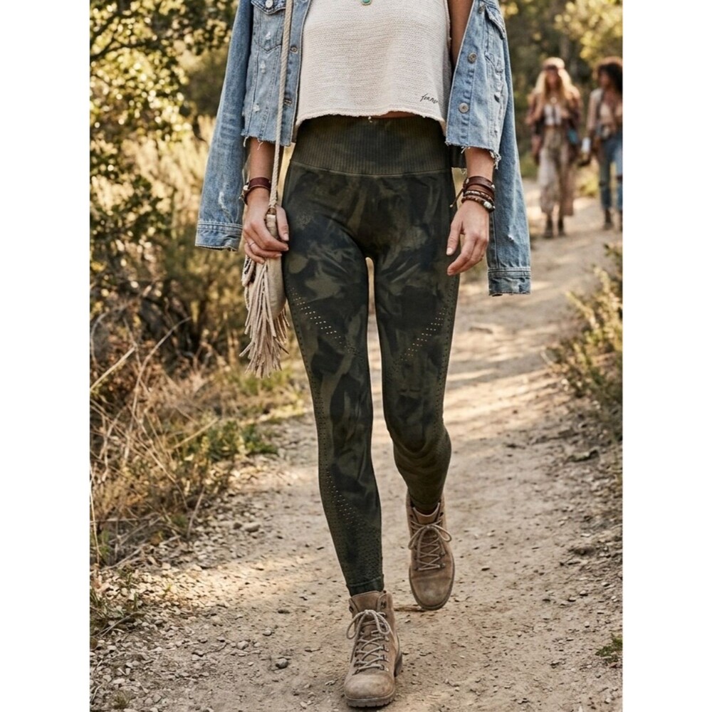 Free People Movement x THE CLASS Good Karma leggings Camo Green Size XS/S NWOT